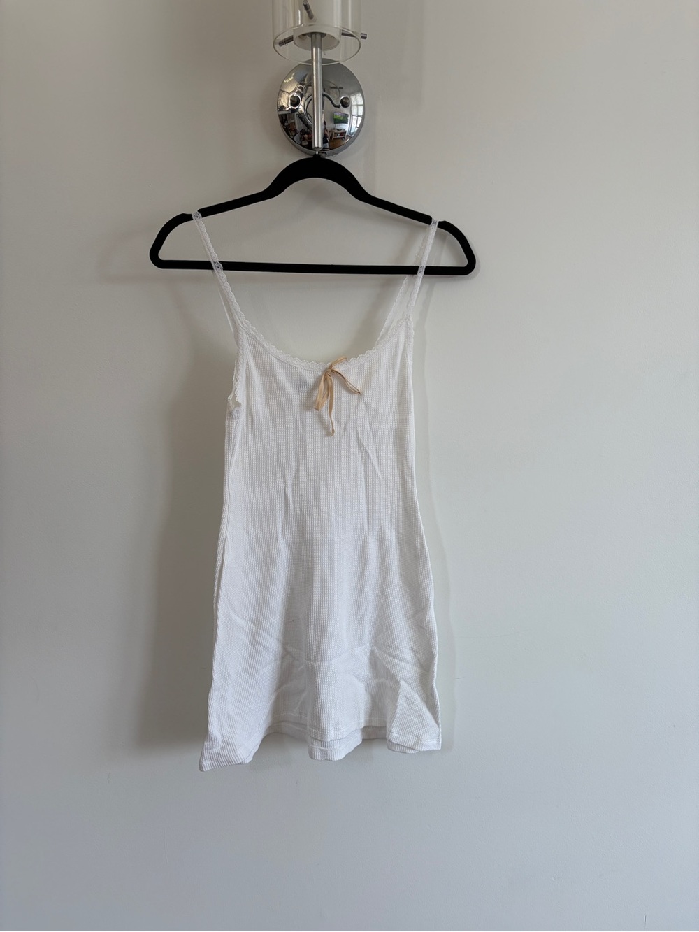 Mirror Palais White Lace-Trim Cami Tank Top with Bow